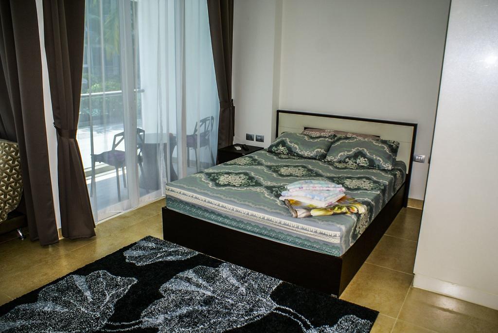 Avenue Residence & Suites Pattaya Central Екстериор снимка